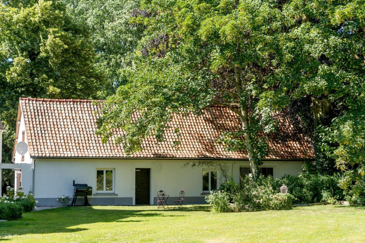 Bed and Breakfast Domaine De La Course Doudeauville Экстерьер фото